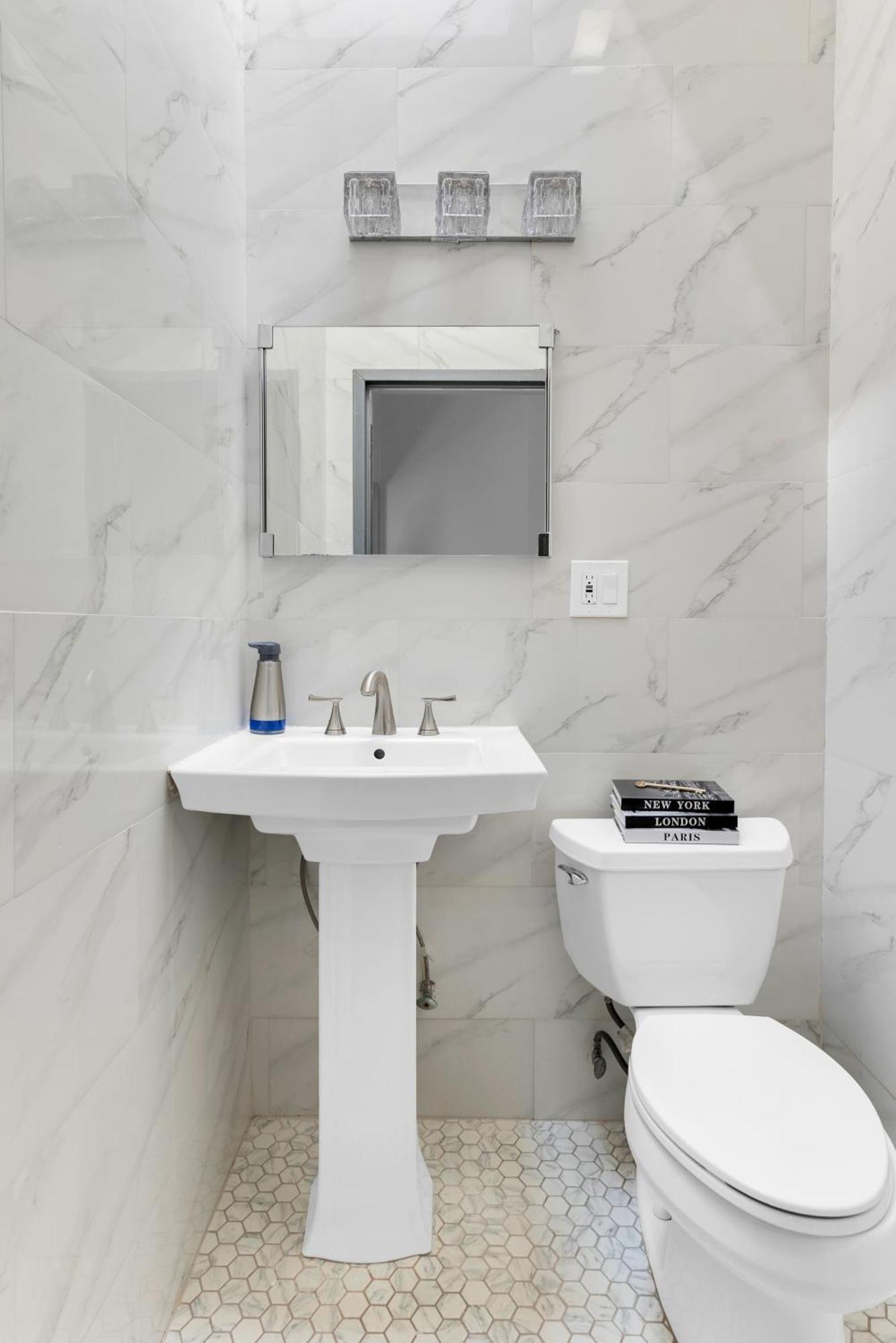 Morris Guest House (Adults Only) New York Exterior photo